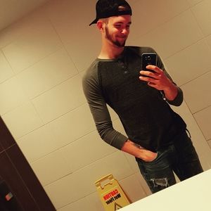 Meet your Posher, Cody